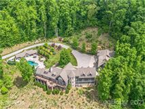 MAGNIFICENT MOUNTAIN ESTATE
