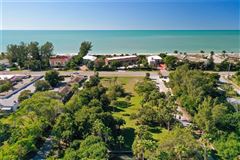WONDERFUL ESTATE HOME SITE