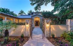 MAGICAL WATERFRONT PROPERTY