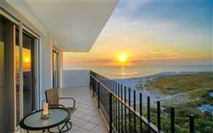 REMARKABLE ADJOINING PENTHOUSES