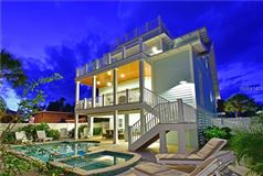 THE PERFECT COASTAL RETREAT