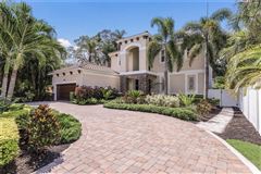 WEST OF TRAIL RESIDENCE