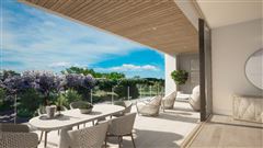 ELEGANT AND GRACIOUS RESIDENCE