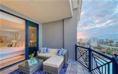 17TH FLOOR PENTHOUSE RESIDENCE