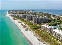 A DIRECT BEACH-FRONT-PENTHOUSE
