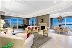 PANORAMIC VIEWS FROM THIS RITZ-CARLTON TOWER RESIDENCE