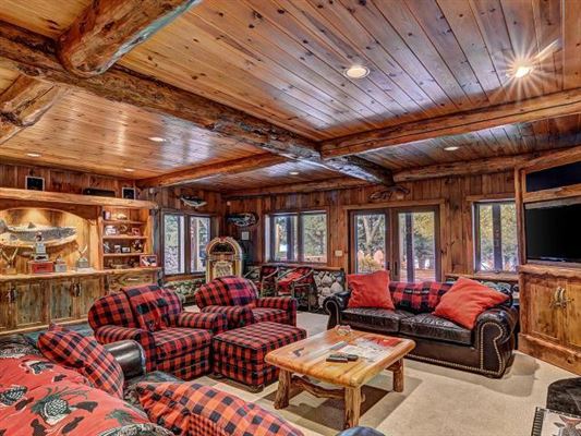 Lost Loon Lodge Spectacular Turnkey Opportunity Wisconsin