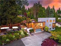 SENSATIONAL CUSTOM CONTEMPORARY HOME