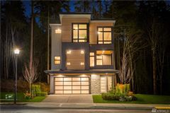 CONTEMPORARY LUXURY RESIDENCE IN NEW COMMUNITY