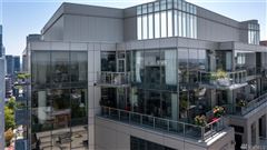 STUNNING PENTHOUSE CONDO WITH LUXURIOUS FINISHES