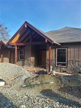 GORGEOUS CUSTOM NEW HOME