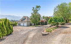 DREAM OREGON VINEYARD ESTATE IN TALENT