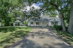 SENSATIONALLY LIGHT & BRIGHT HOME