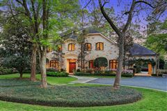 FABULOUS CUSTOM HOME ON A SERENE LOT