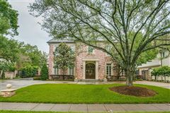 STATELY HOME IN COVETED SECTION OF RIVER OAKS