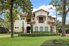INCREDIBLE RENOVATED HUNTERS CREEK HOME