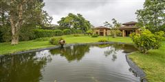 THE POND HOUSE AT MONTERáN