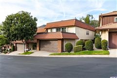 UPDATED COUNTRY CLUB HOME