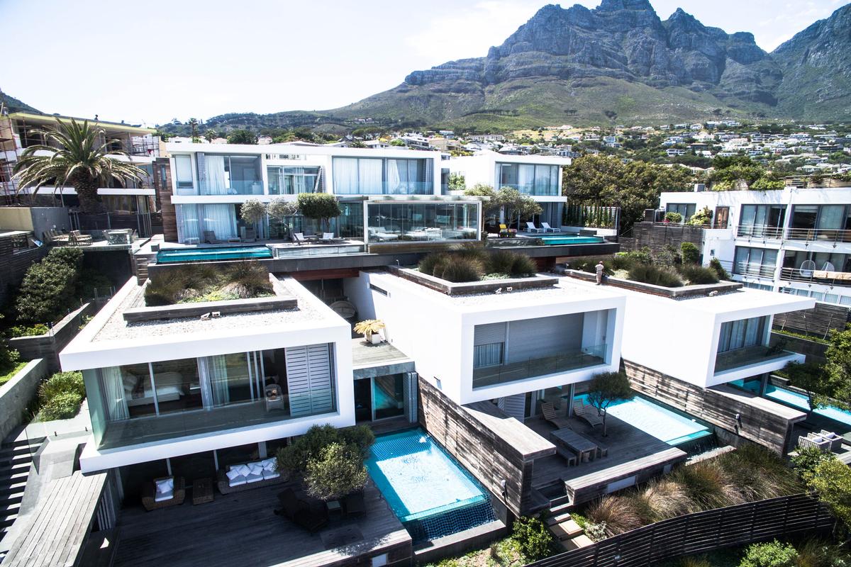 CAMPS BAY BEACH VILLAS | South Africa Luxury Homes | Mansions For Sale | Luxury Portfolio