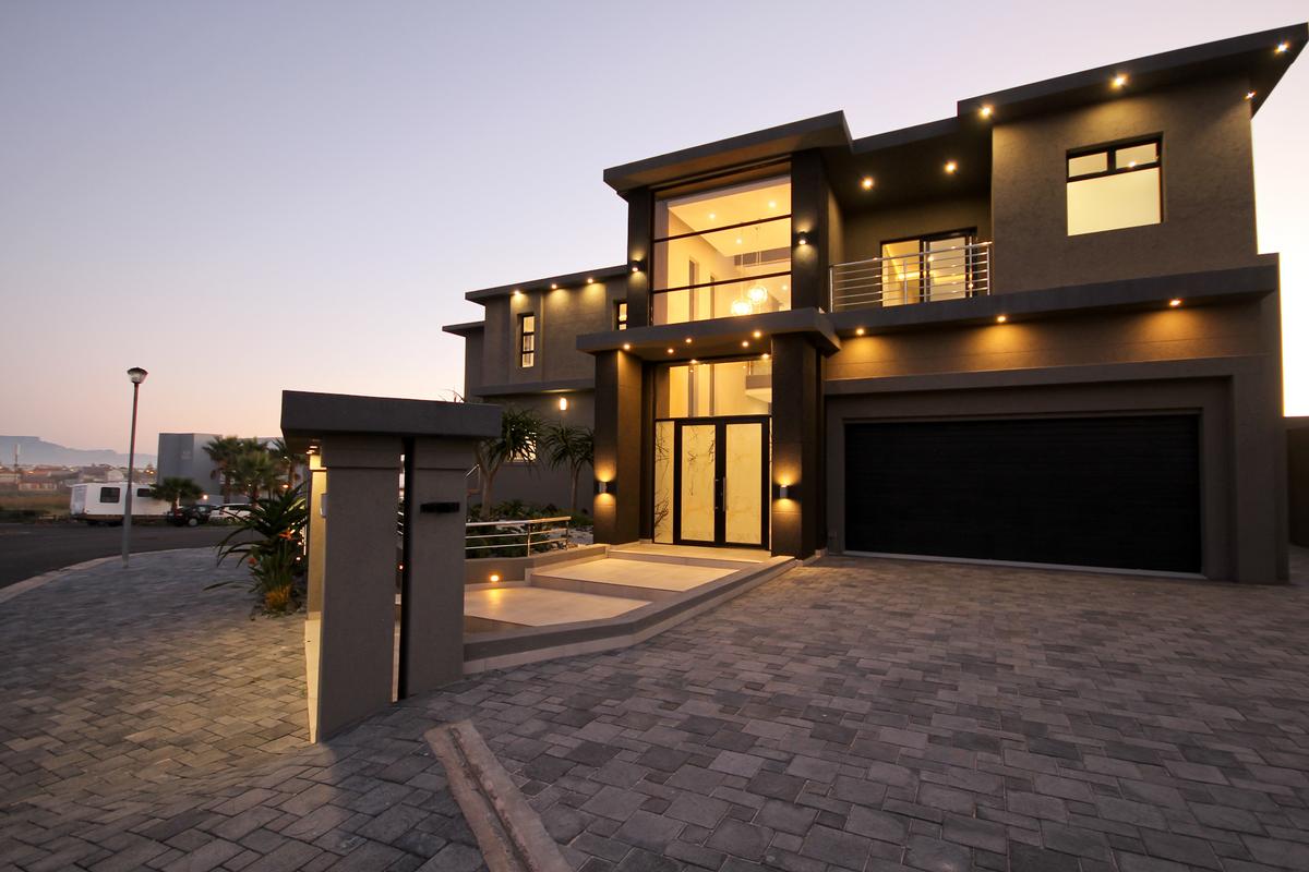 BANTRY BAY BLISS | South Africa Luxury Homes | Mansions For Sale | Luxury Portfolio