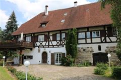 EXCLUSIVE MANSION IN HAGNAU