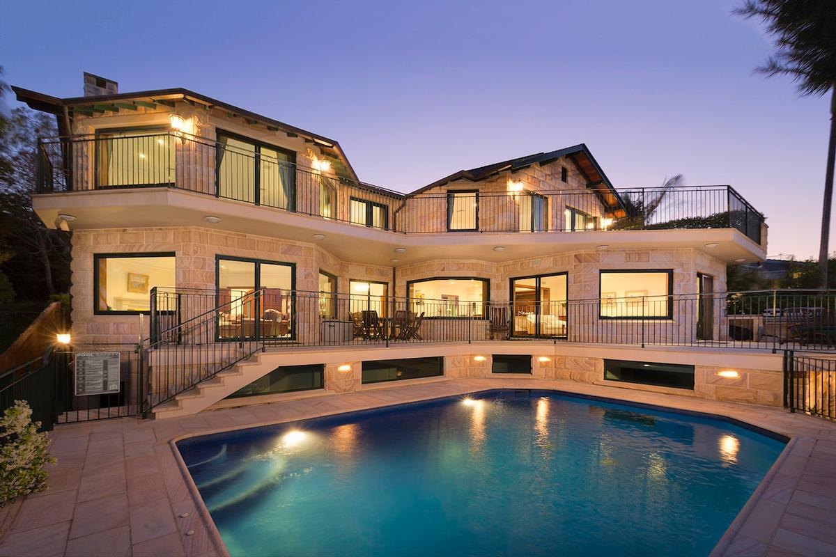 A FAMILY ESTATE OF IMMENSE PRIVACY Australia Luxury Homes Mansions