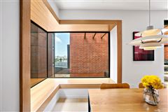 AWARD WINNING CHIC AND MODERN TOWNHOUSE