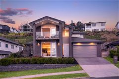 STUNNING VIEWS OFFERED BY MODERN HOME IN MILLWATER