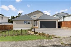 ELEGANT HOME BUILT TO LAST