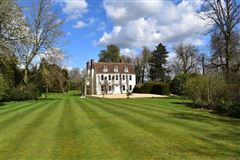 GLEBE HOUSE