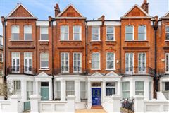 SUBSTANTIAL AND VERY SPECIAL VICTORIAN PROPERTY