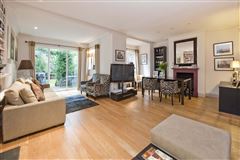 CHARMING FIVE BEDROOM HOME