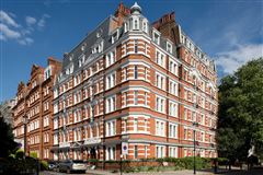 BRIGHT FOUR BEDROOM APARTMENT