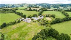 SKILFULLY RESTORED PERIOD HOME WITH COMPOUND