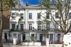 BEAUTIFULLY PRESENTED HOME WITH EXCELLENT SPACE