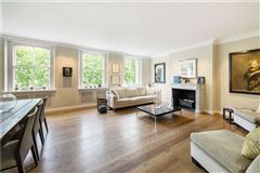 OUTSTANDING THREE DOUBLE BEDROOM MAISONETTE