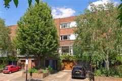 VERY WELL-ARRANGED FIVE BEDROOM HOUSE