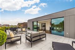 EXCEPTIONAL LATERAL PENTHOUSE APARTMENT