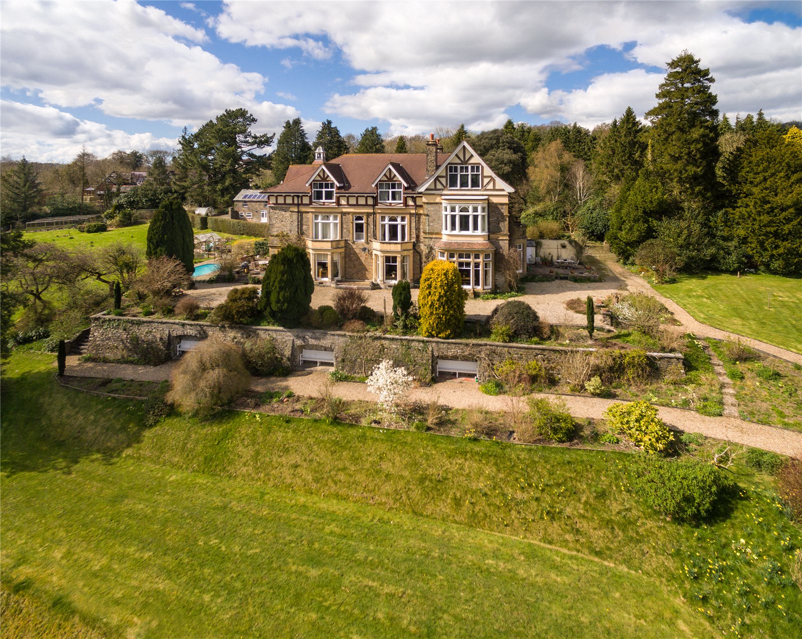 WONHAM HOUSE