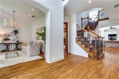GORGEOUS TRADITIONAL BRICK IN UNIVERSITY PARK