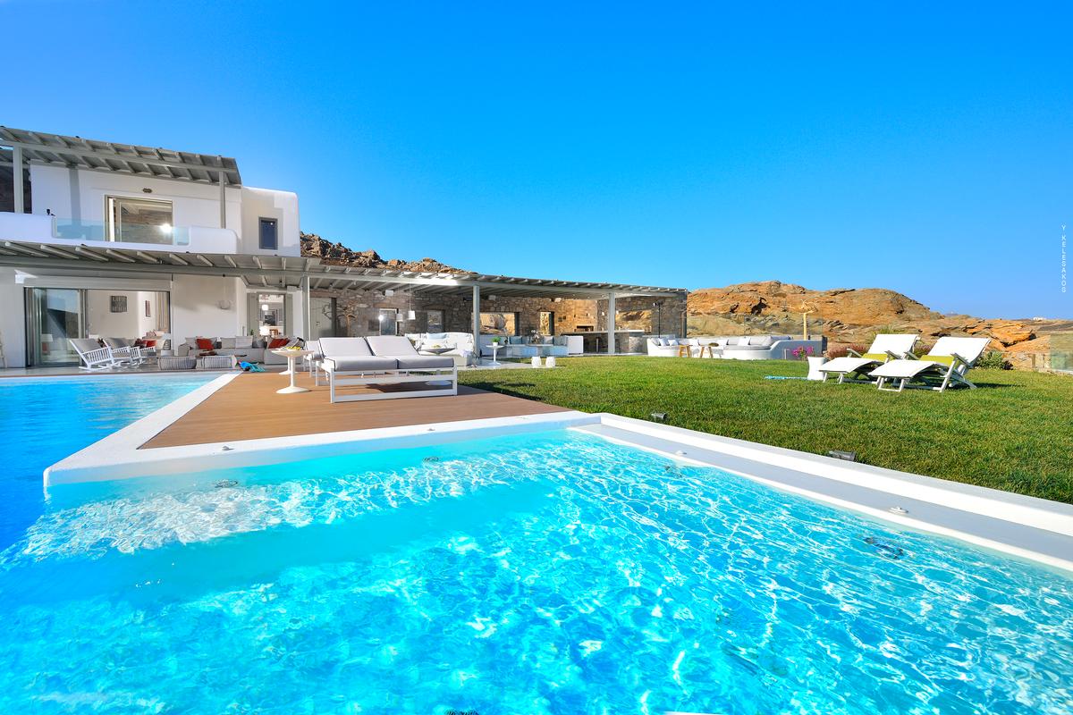 Luxury Villa In Elia Beach Greece 