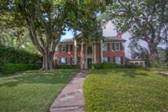 TIMELESS FORT WORTH COLONIAL REVIVAL