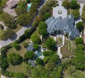 MAGNIFICENT ESTATE ON SOUGHT AFTER OVERTON CREST