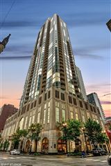 IMPRESSIVE MODERN CONDO WITH RECENT RENOVATIONS AT THE PINNACLE