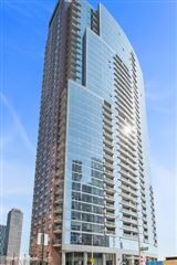 CONDO NEAR CHICAGO'S RIVERWALK