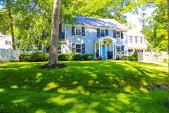 ELEGANT AND SOPHISTICATED COLONIAL WITH BEAUTIFUL BACKYARD