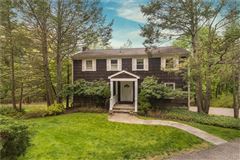 CLASSIC CENTER HALL COLONIAL IN CHAPPAQUA