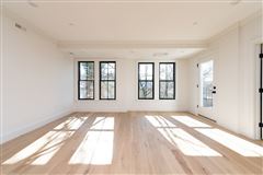 BROOKSIDE GREEN - NEWEST BOUTIQUE STYLE RESIDENCE