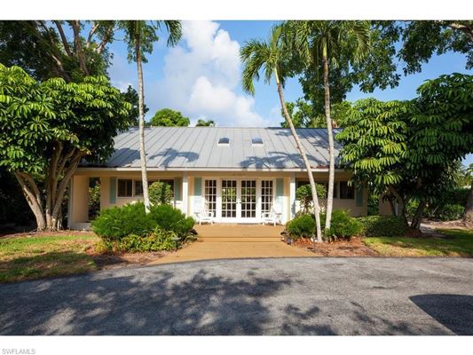 Spectacular Light Filled Old Naples Cottage Florida Luxury Homes