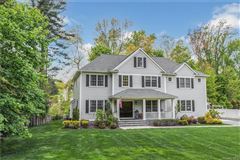 GORGEOUS AND SPACIOUS FAMILY HOME IN VILLAGE OF PLEASANTVILLE